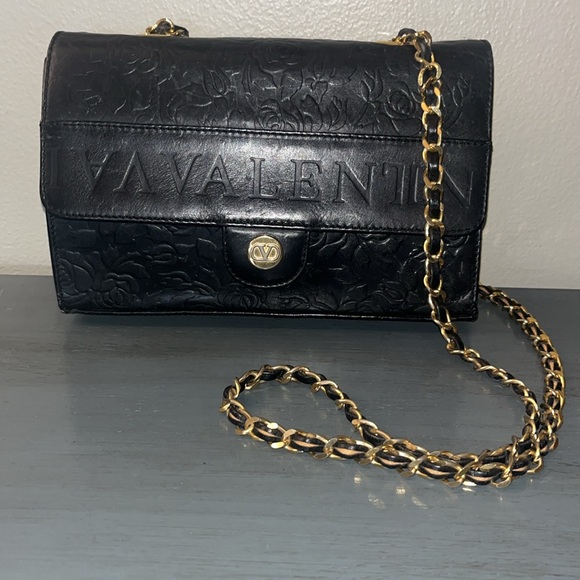 Vintage Valentino Garavani black leather chain shoulder purse w rose flower EUC
